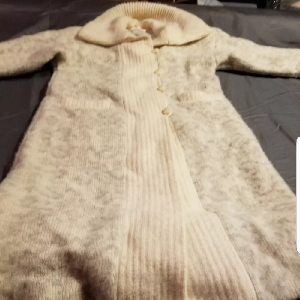 VTG Hilda LTD Car Length Ice Wool Iceland Icelandi